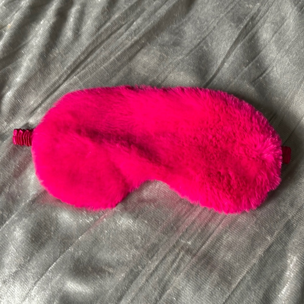Eye mask